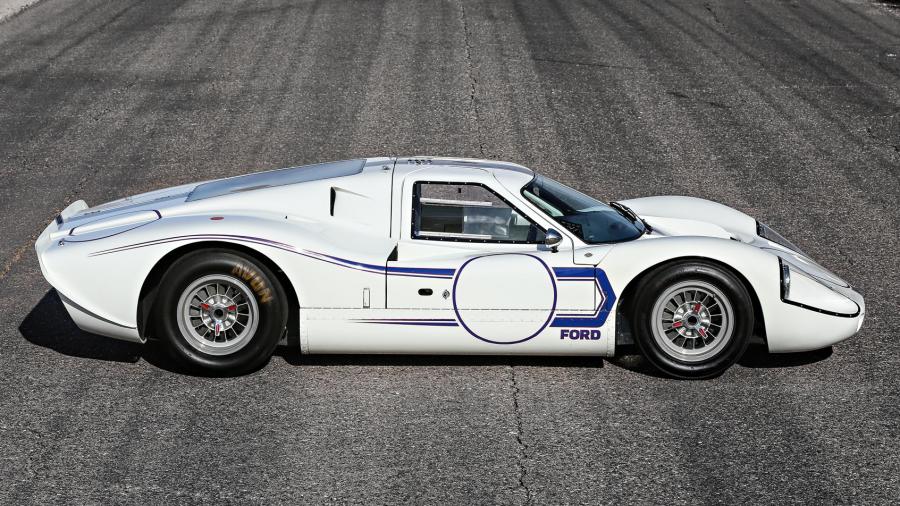  Ford GT40 J-12 (Mk IV) 1967 года  (фото 8 из 26)